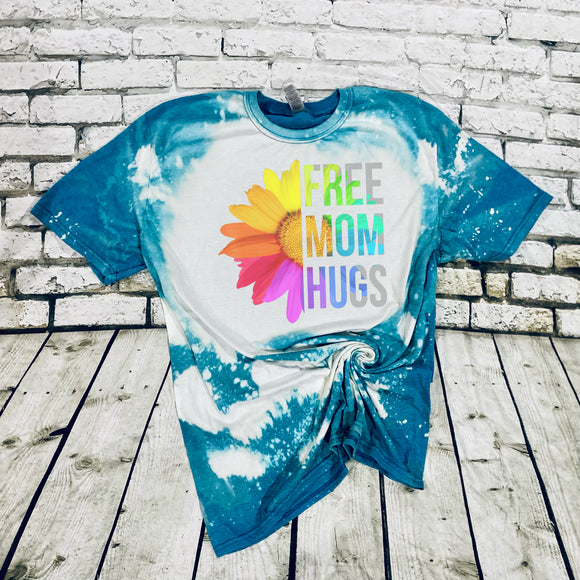 Free Mom Hugs With Rainbow Daisy